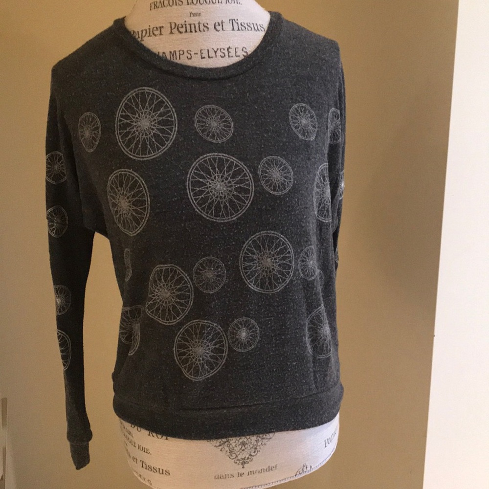 Soul cycle sweatshirt. Girls 13/14